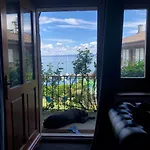 A With A View - Maisonnette Dans Bourg Médiéval Au Bord Du Léman Casa vacanze