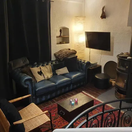 Holiday home A With A View - Maisonnette Dans Bourg Medieval Au Bord Du Leman